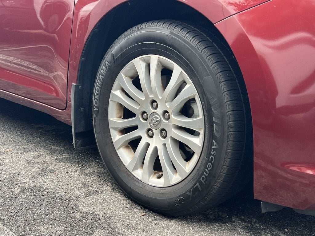 2013 Toyota Sienna XLE
