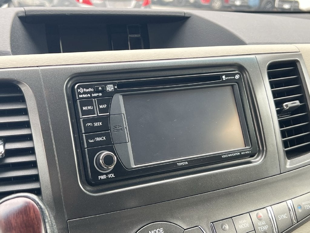 2013 Toyota Sienna XLE