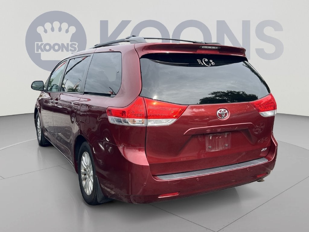 2013 Toyota Sienna XLE