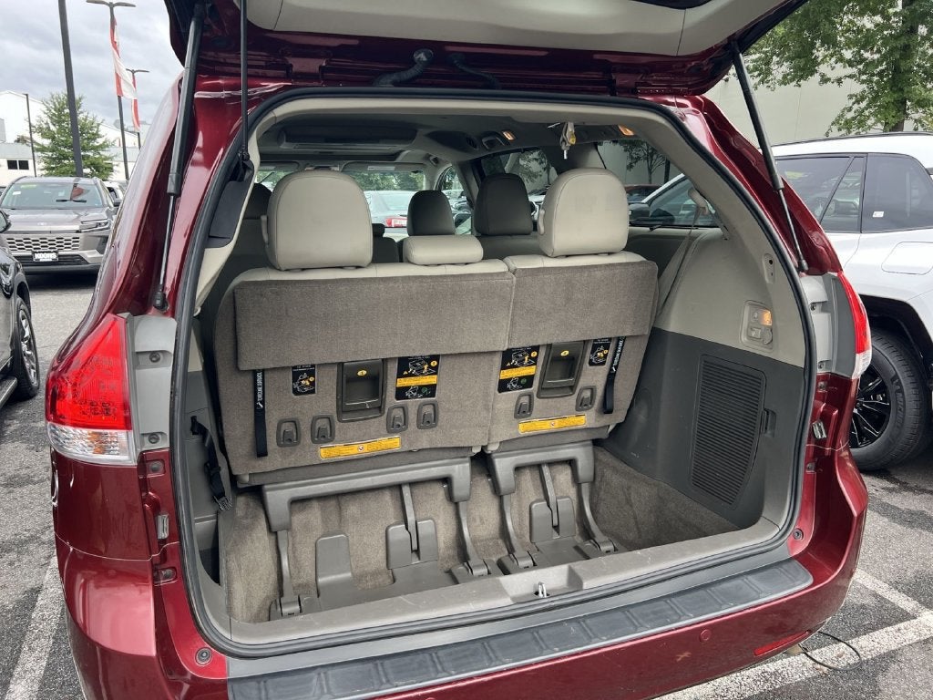 2013 Toyota Sienna XLE