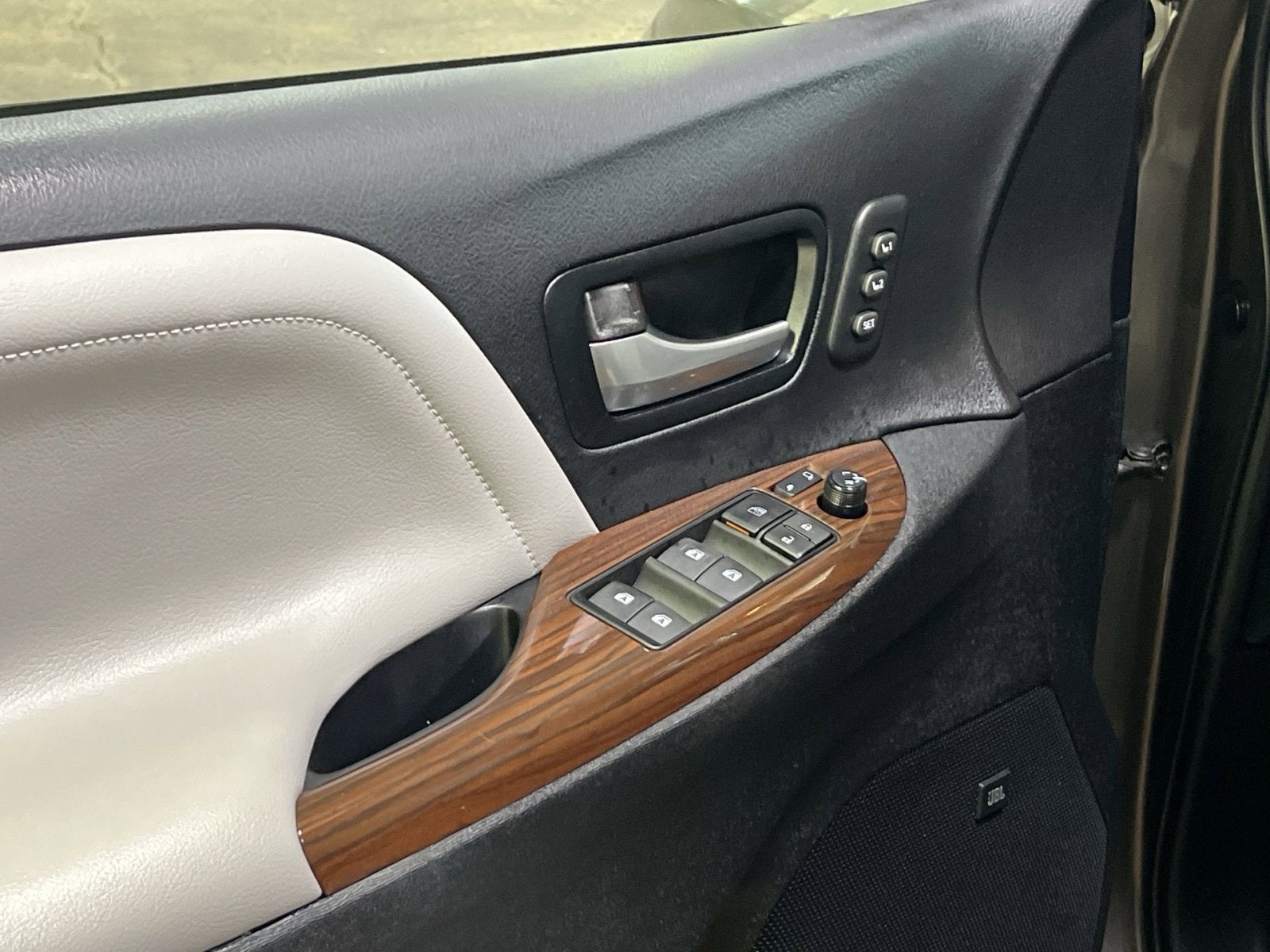 2015 Toyota Sienna Limited Premium