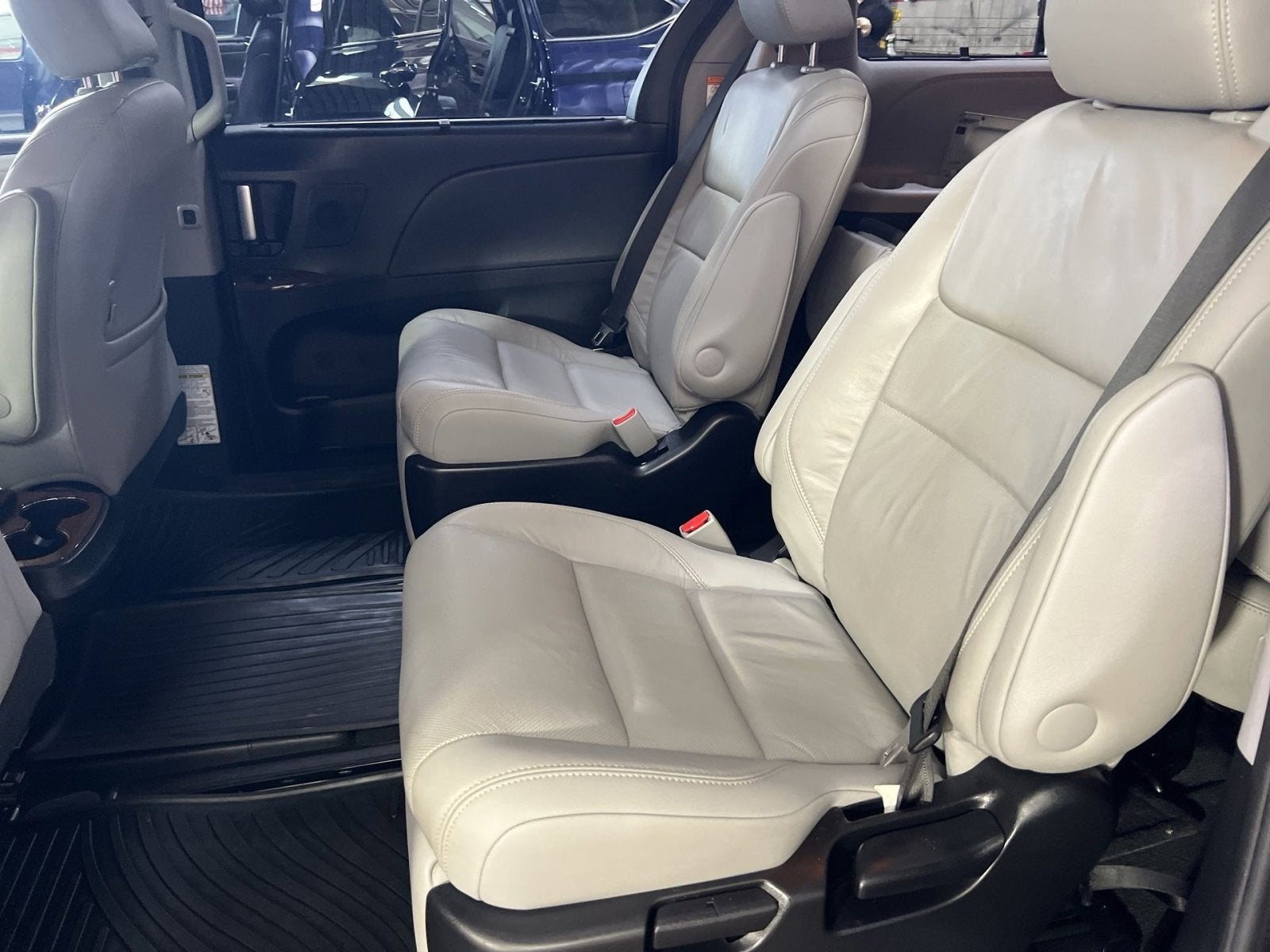 2015 Toyota Sienna Limited Premium