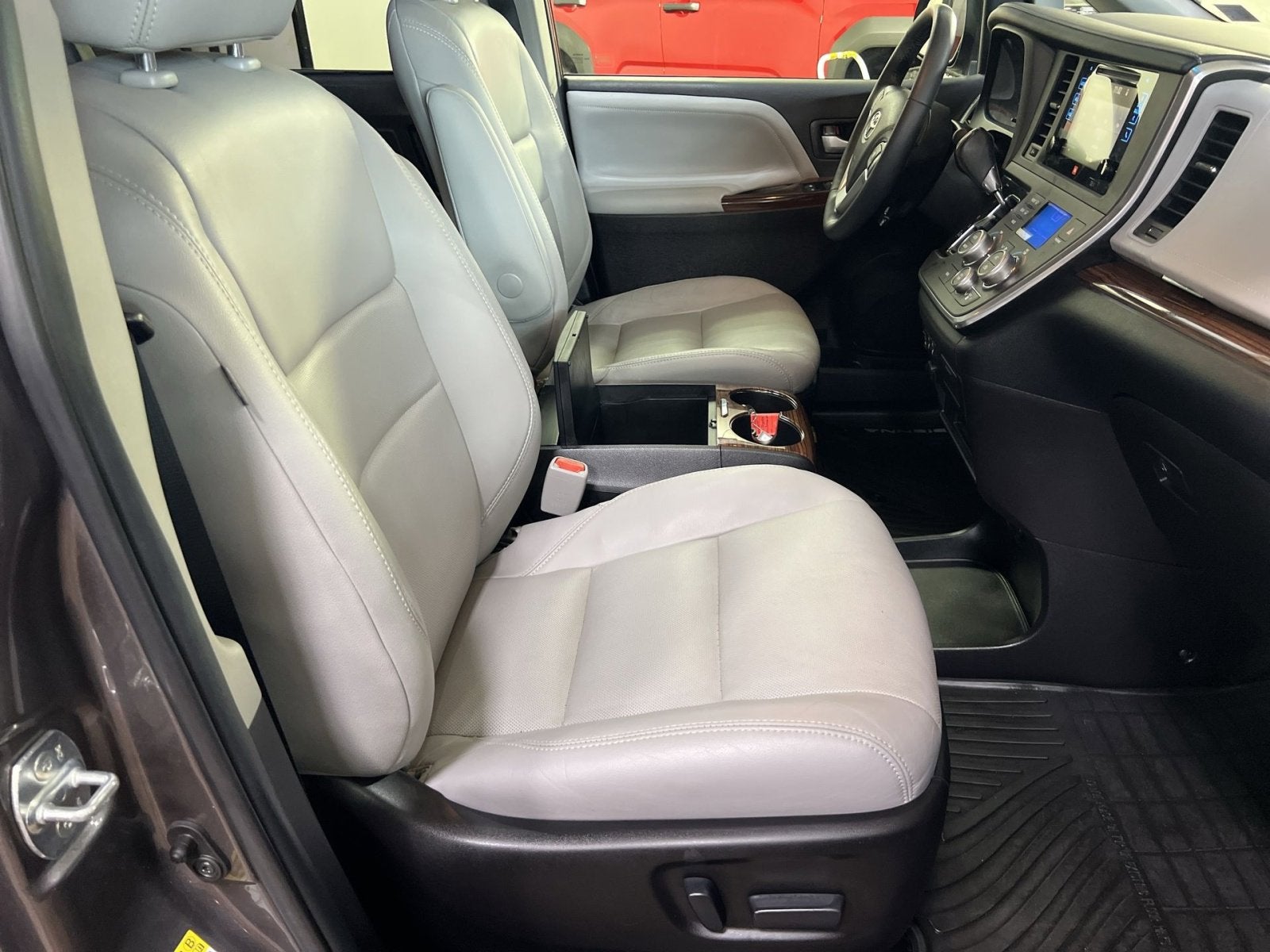 2015 Toyota Sienna Limited Premium