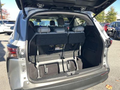 2025 Toyota Sienna XLE
