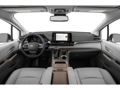 2023 Toyota Sienna XLE