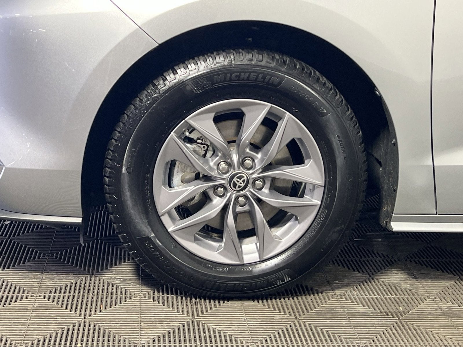 2024 Toyota Sienna XLE