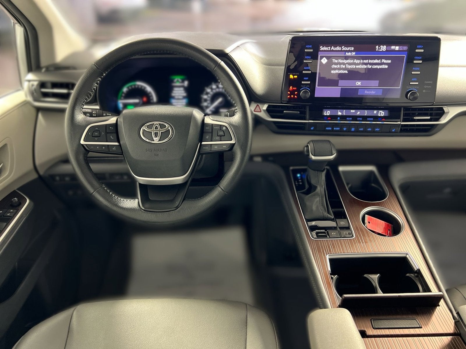2024 Toyota Sienna XLE