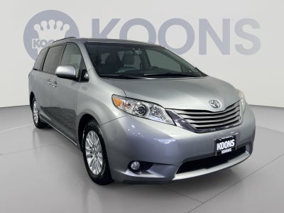 2017 Toyota Sienna XLE