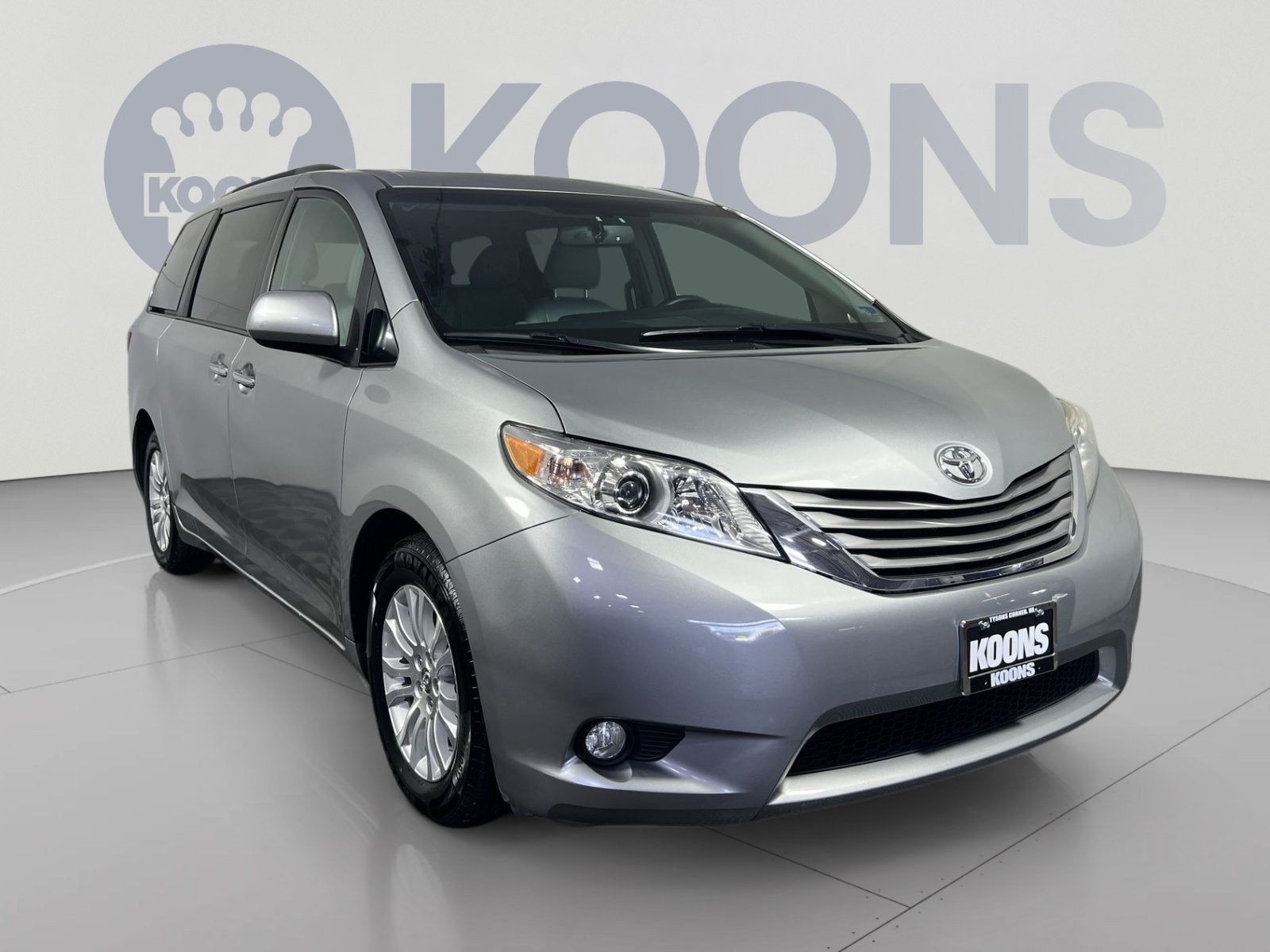 2017 Toyota Sienna XLE