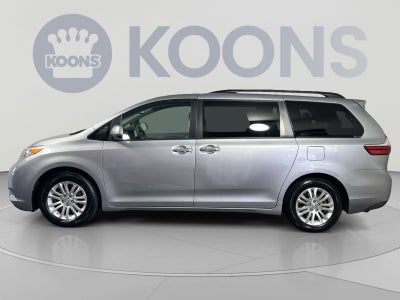 2017 Toyota Sienna XLE