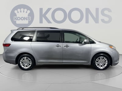 2017 Toyota Sienna XLE