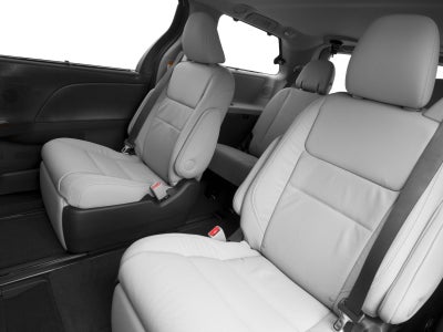 2017 Toyota Sienna XLE