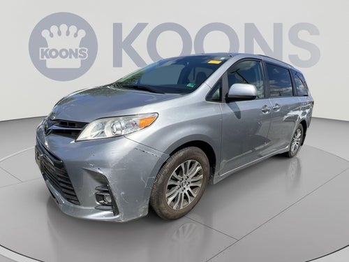 2018 Toyota Sienna XLE