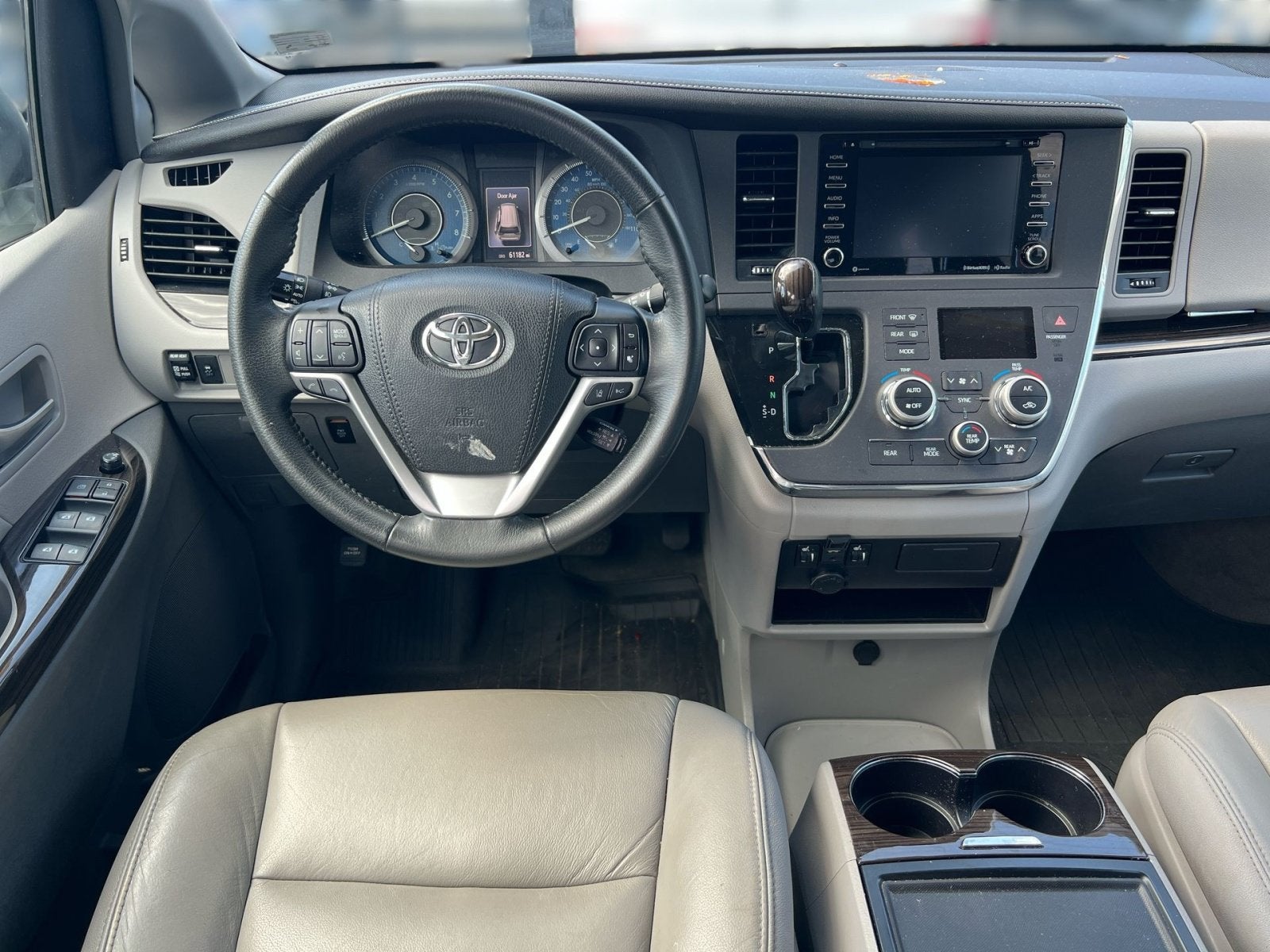 2018 Toyota Sienna XLE