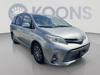 2018 Toyota Sienna XLE