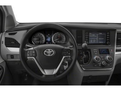 2020 Toyota Sienna XLE