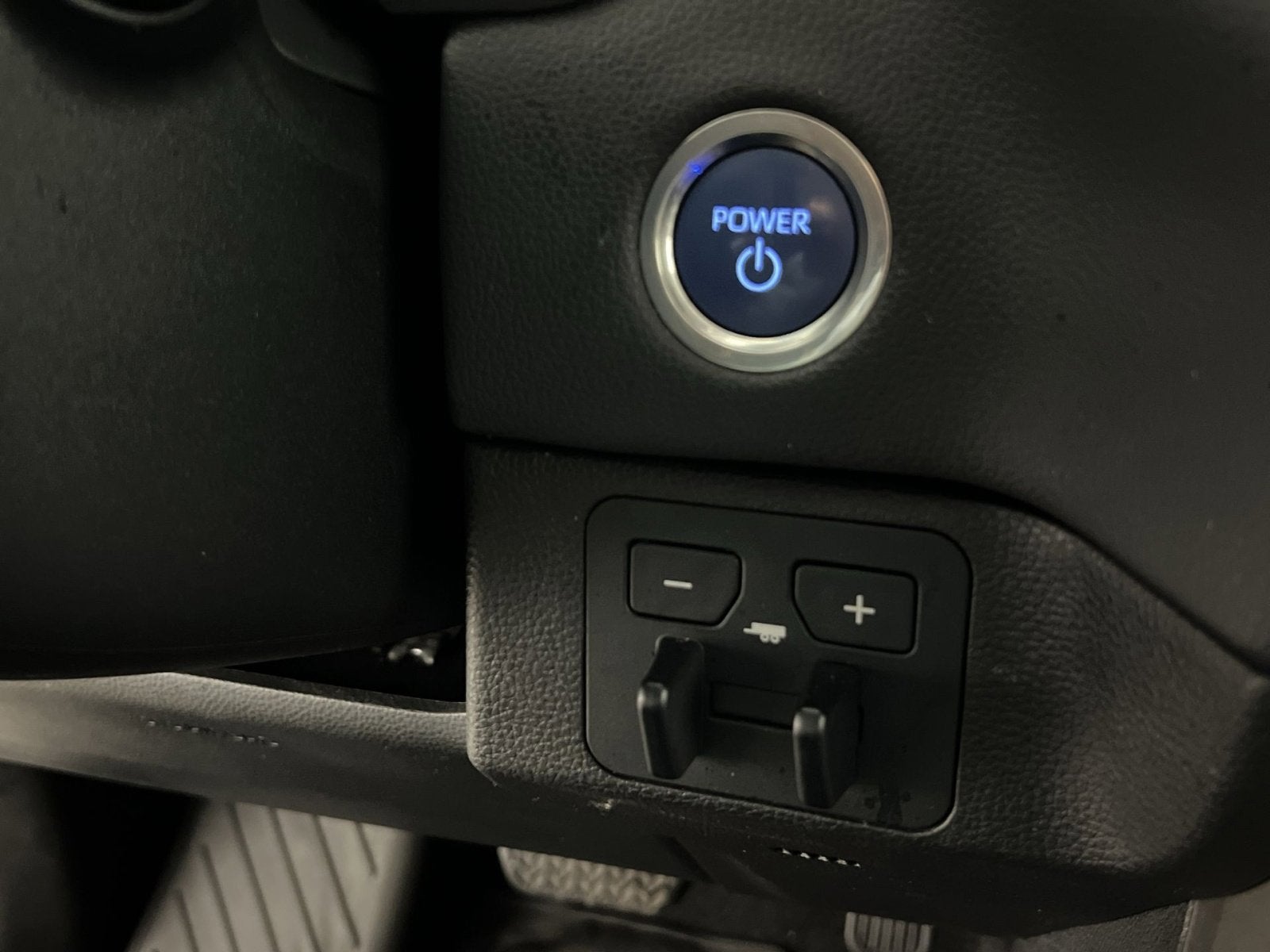 2024 Toyota Tundra Hybrid Limited