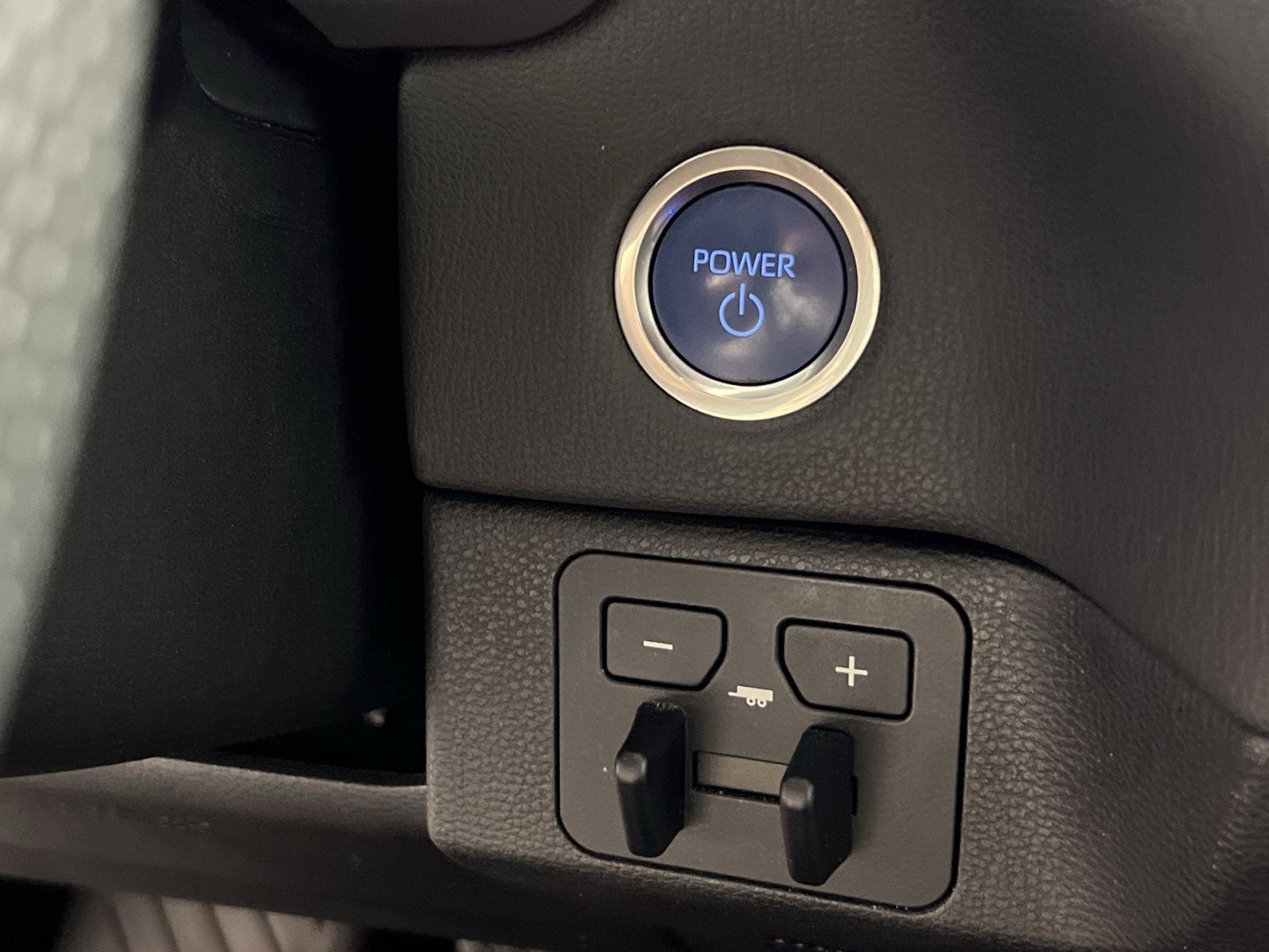 2023 Toyota Tundra Hybrid Limited