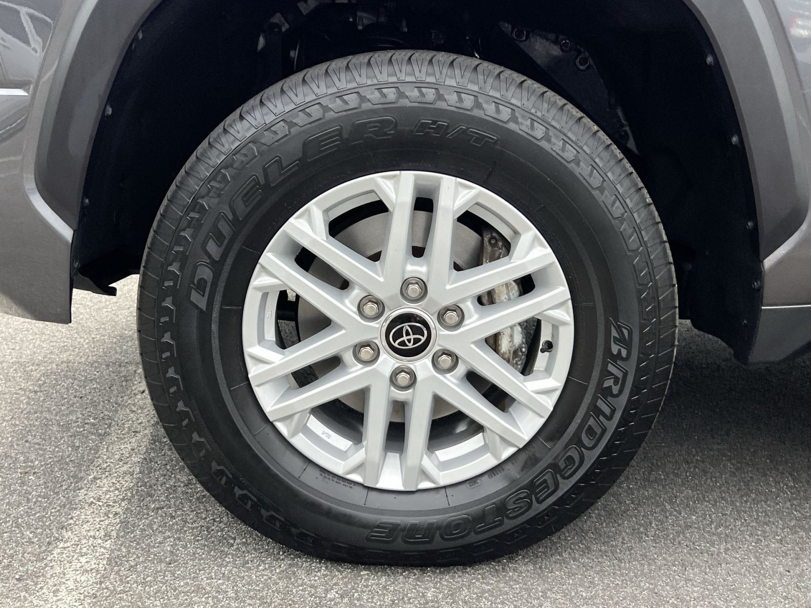 2024 Toyota Tundra SR5