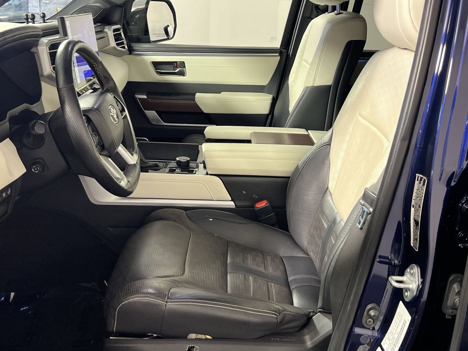 2022 Toyota Tundra Hybrid Capstone