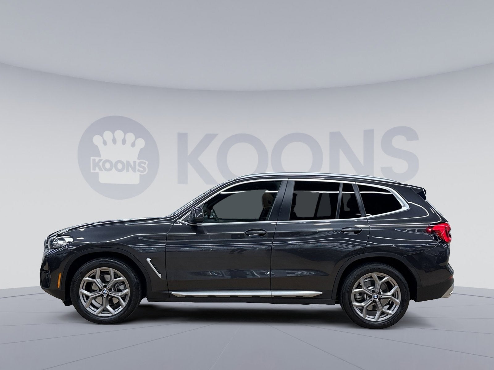 2022 BMW X3 sDrive30i's photo