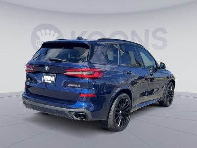 2022 BMW X5 M50i