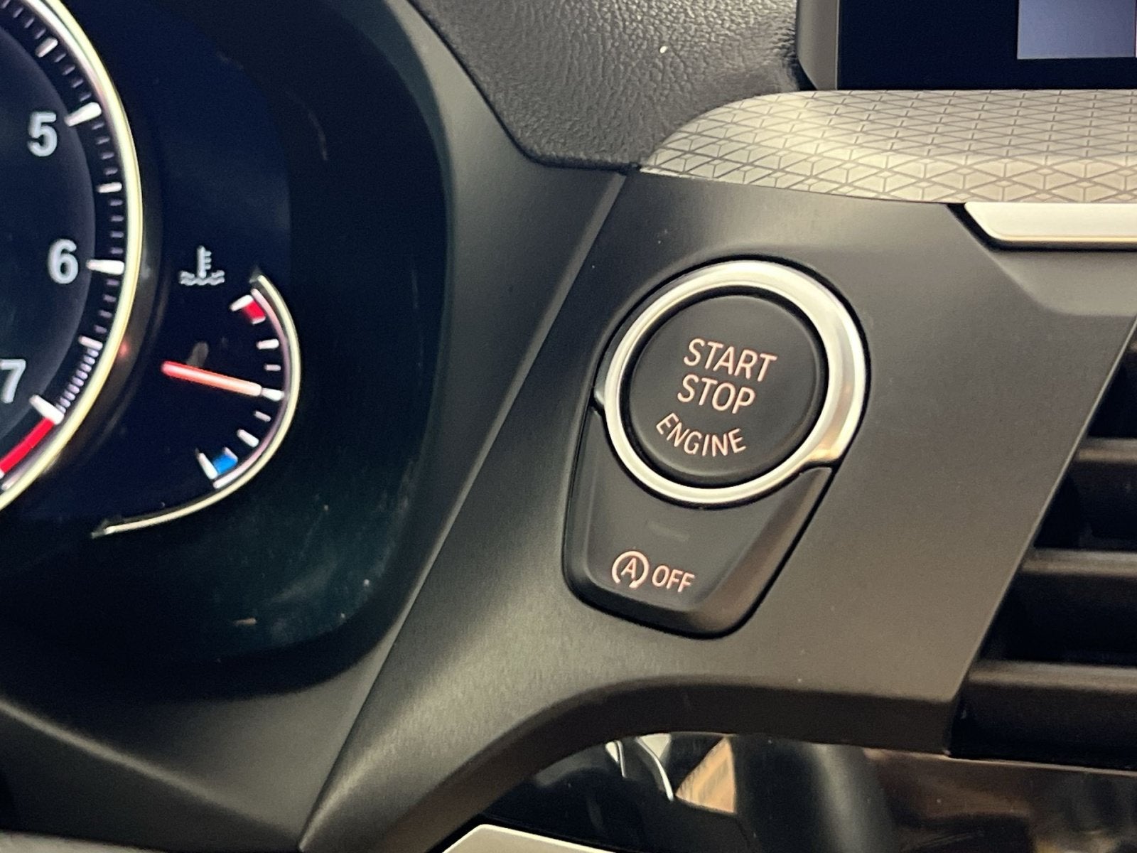 2019 BMW X4 xDrive30i