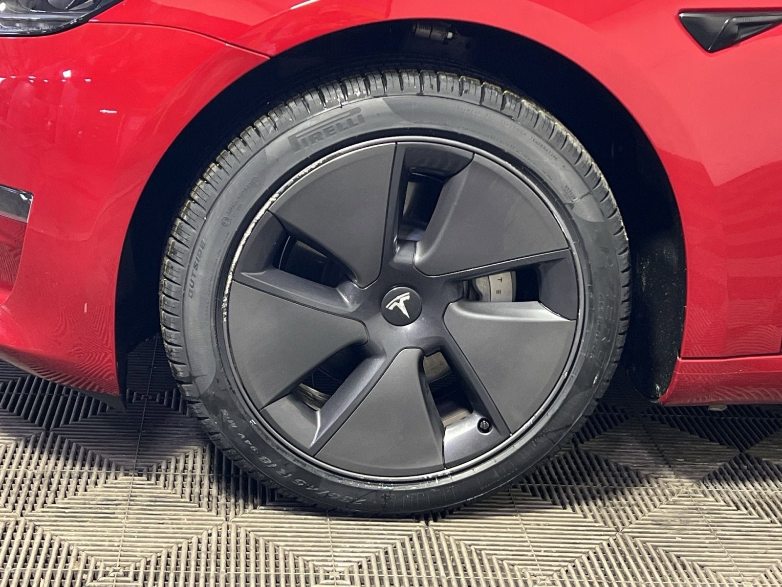 2023 Tesla Model 3 Base