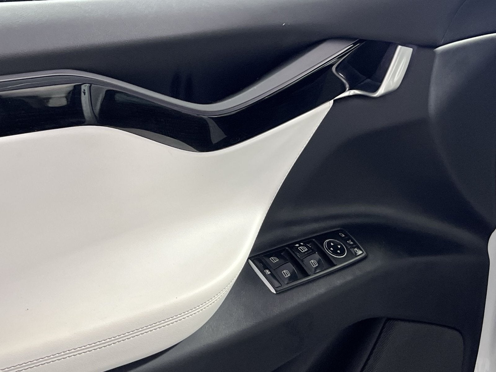 2018 Tesla Model X 75D