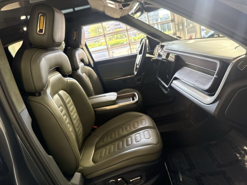 2022 Rivian R1T Adventure