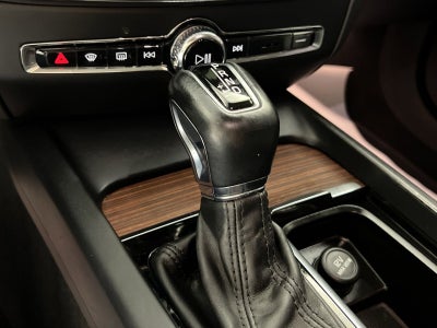 2021 Volvo S60 T6 Momentum