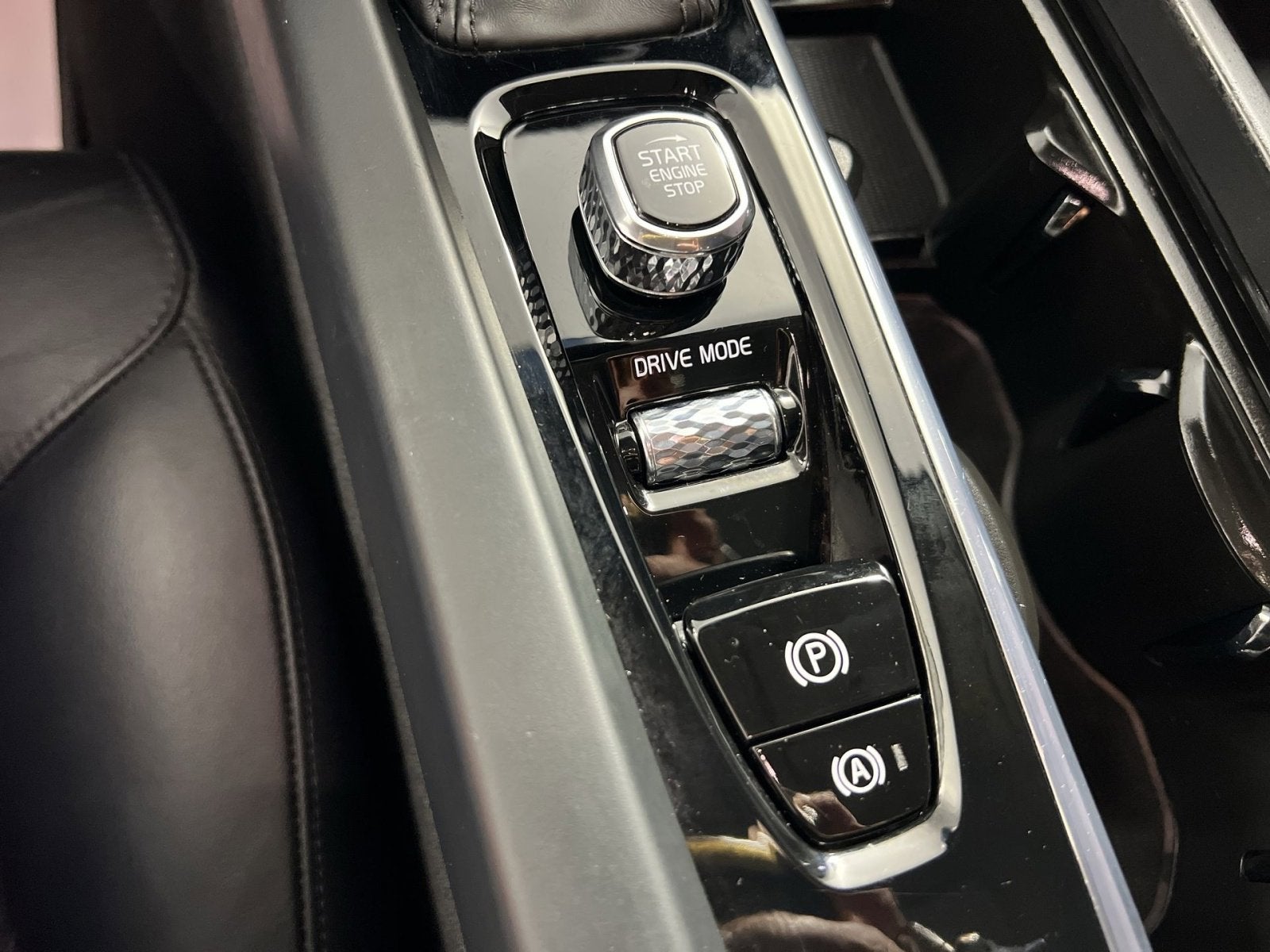 2021 Volvo S60 T6 Momentum