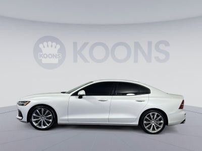 2021 Volvo S60 T6 Momentum