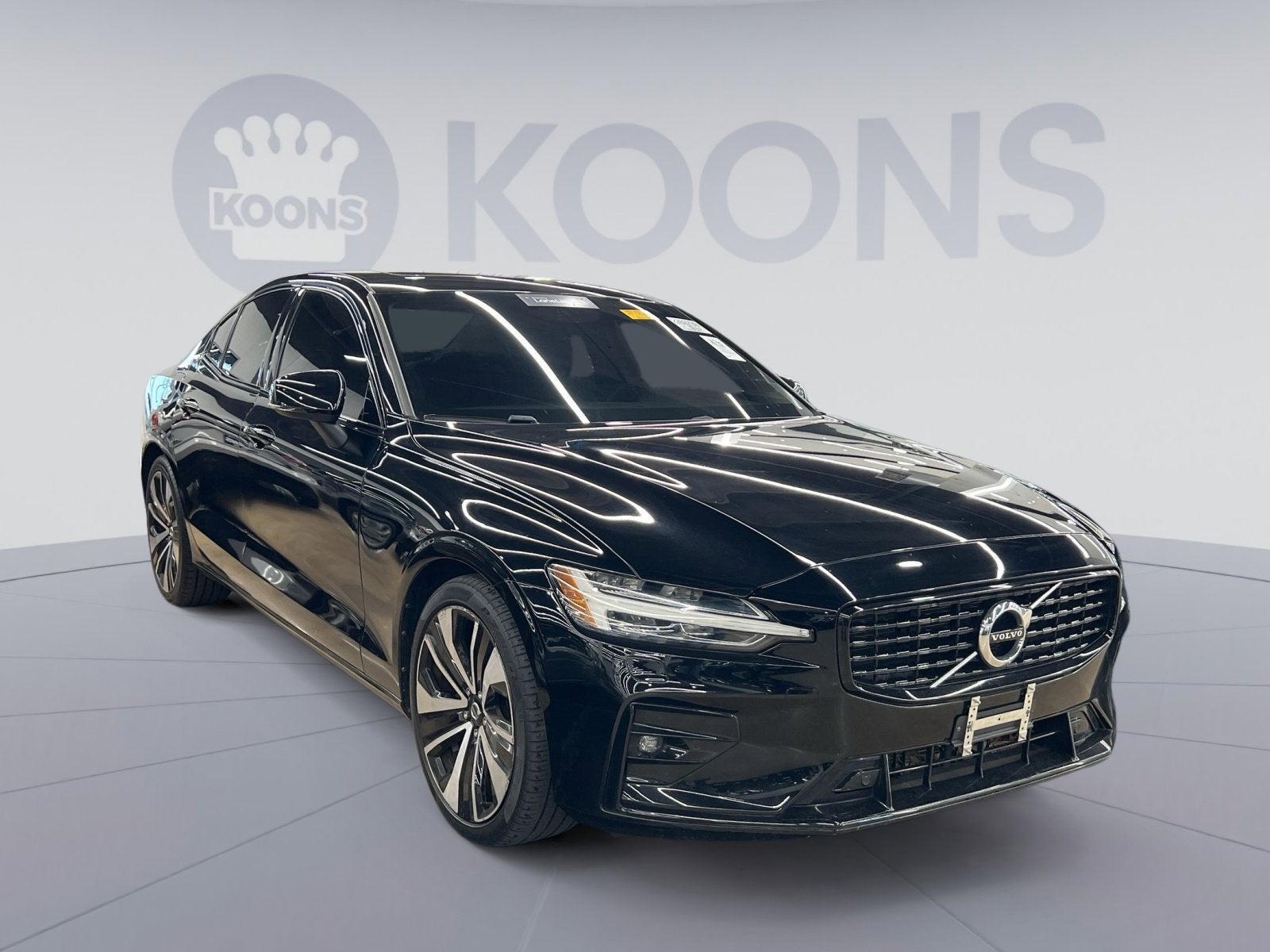 2022 Volvo S60 B5 Momentum