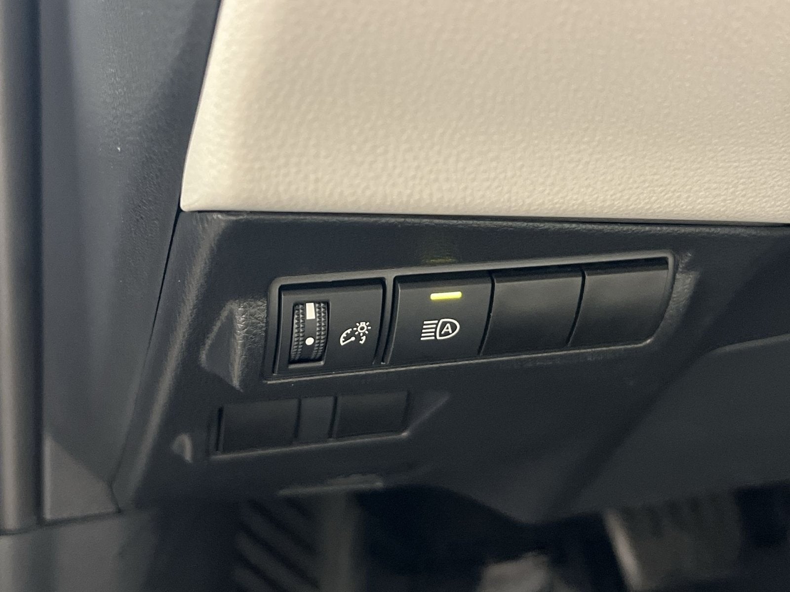 2023 Toyota Corolla Cross L