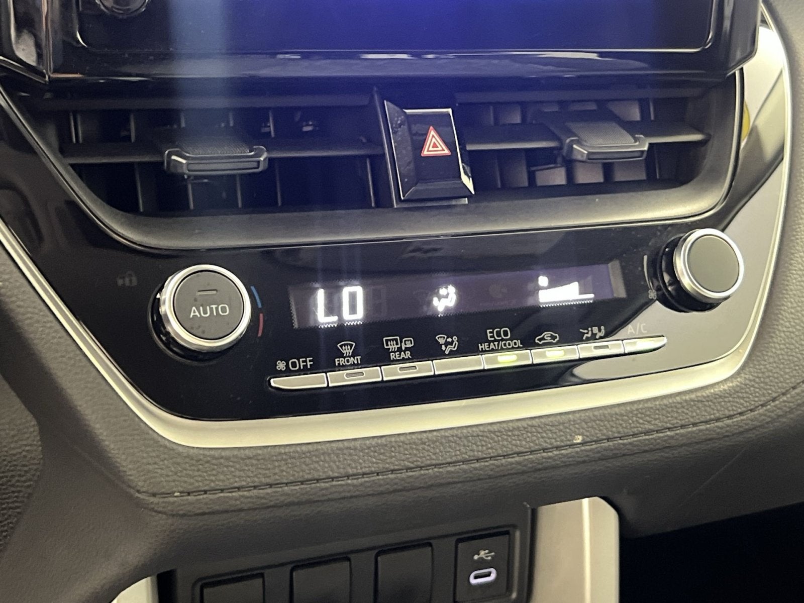 2025 Toyota Corolla Cross LE