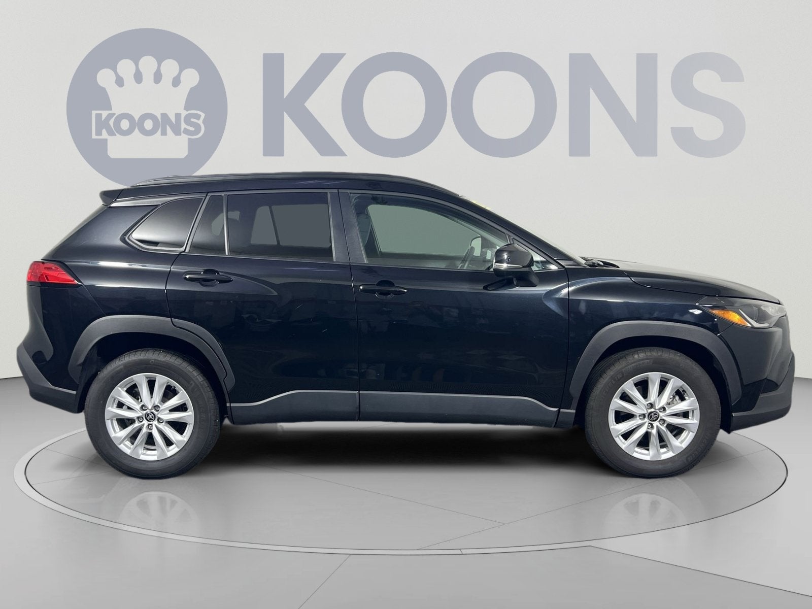2025 Toyota Corolla Cross LE