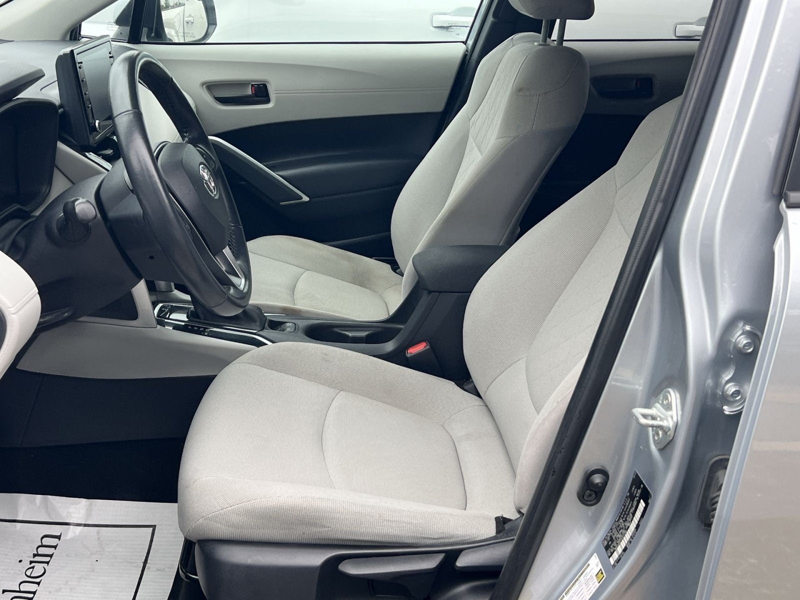 2022 Toyota Corolla Cross LE