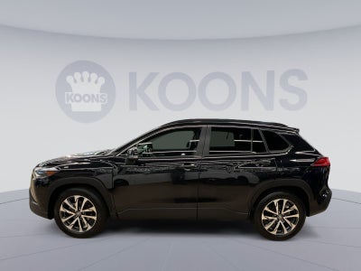 2025 Toyota Corolla Cross XLE