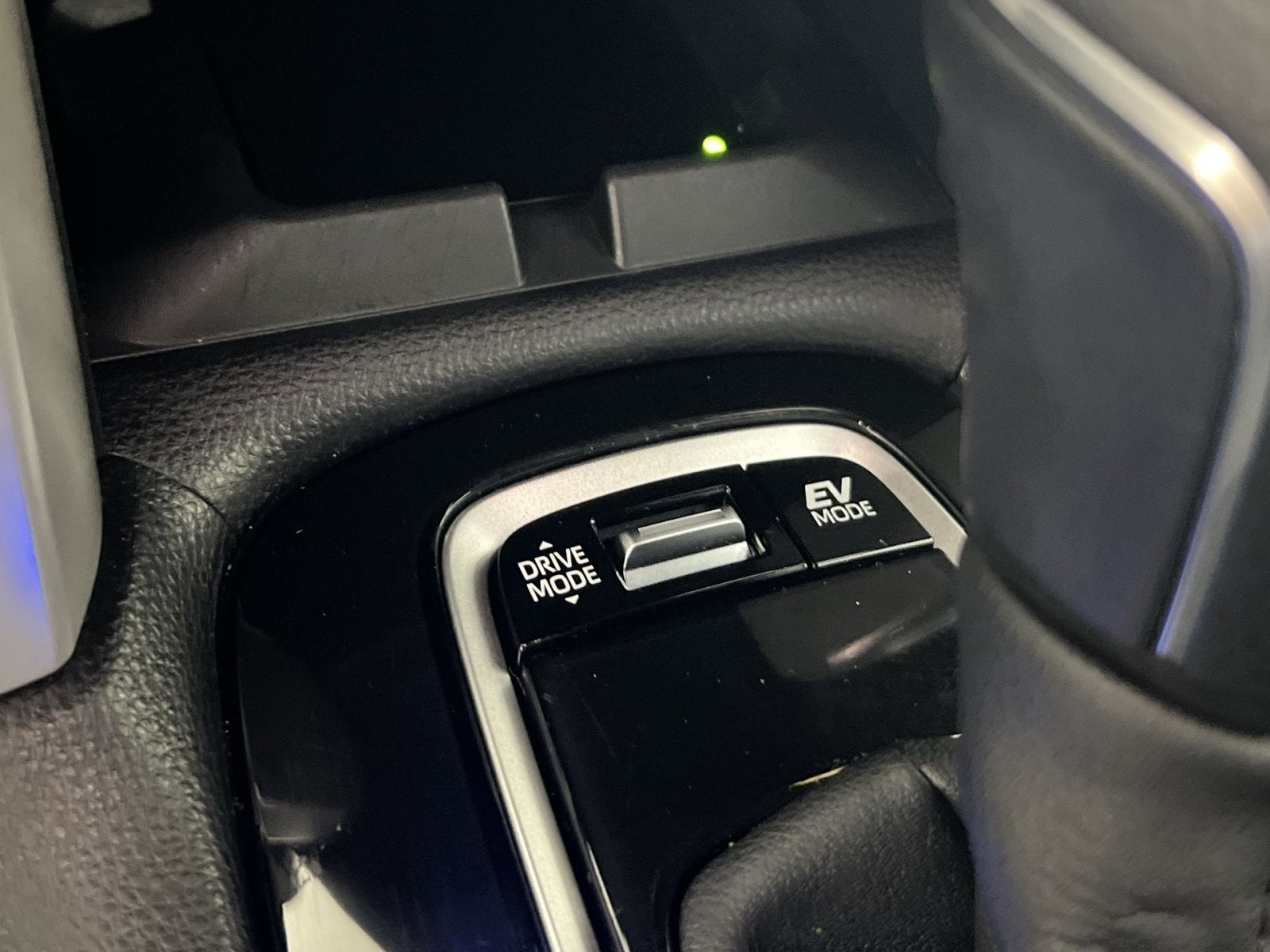 2025 Toyota Corolla Cross Hybrid SE