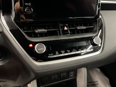 2025 Toyota Corolla Cross XLE