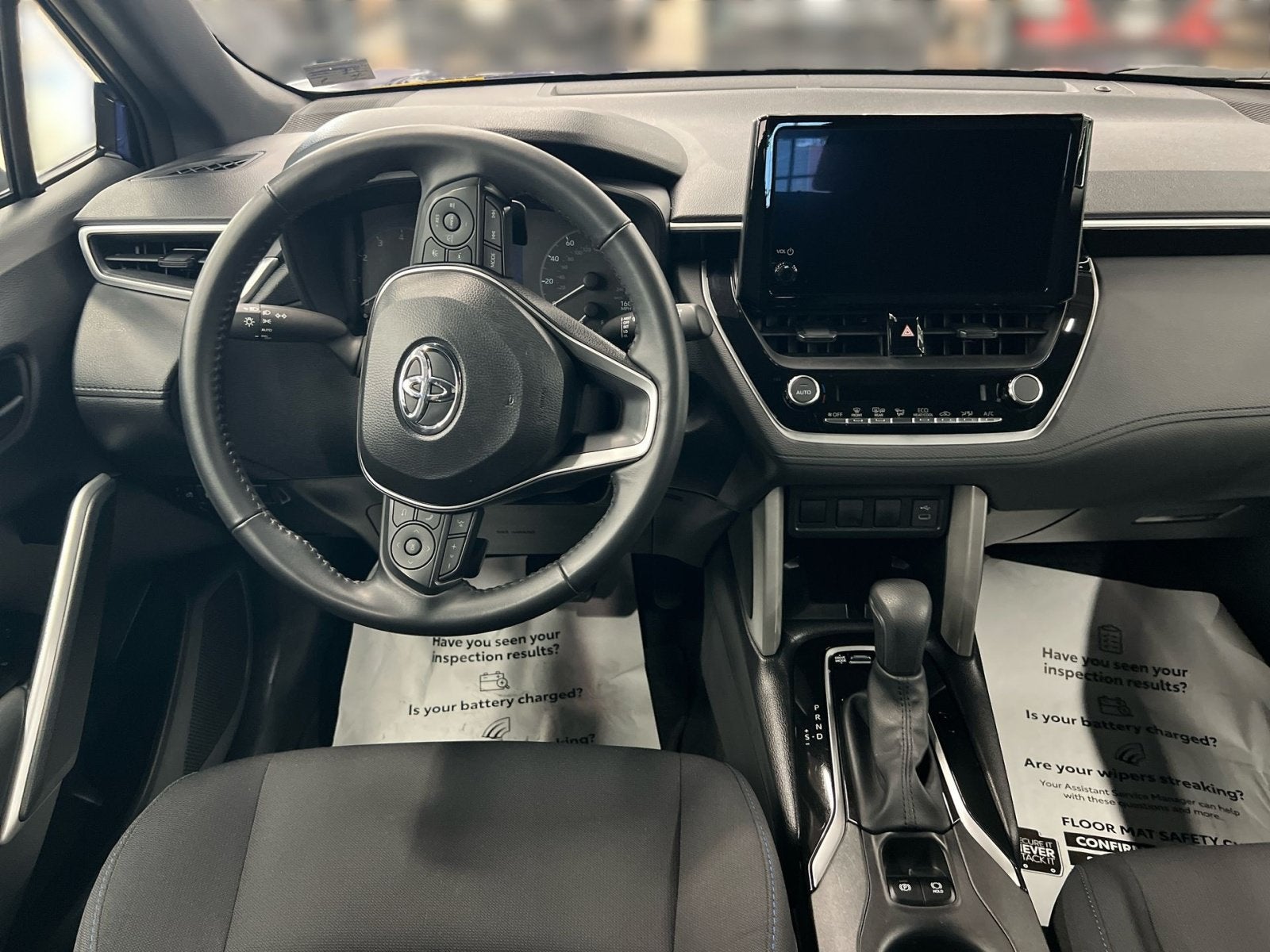 2025 Toyota Corolla Cross XLE