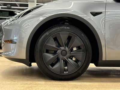 2025 Tesla Model Y Long Range
