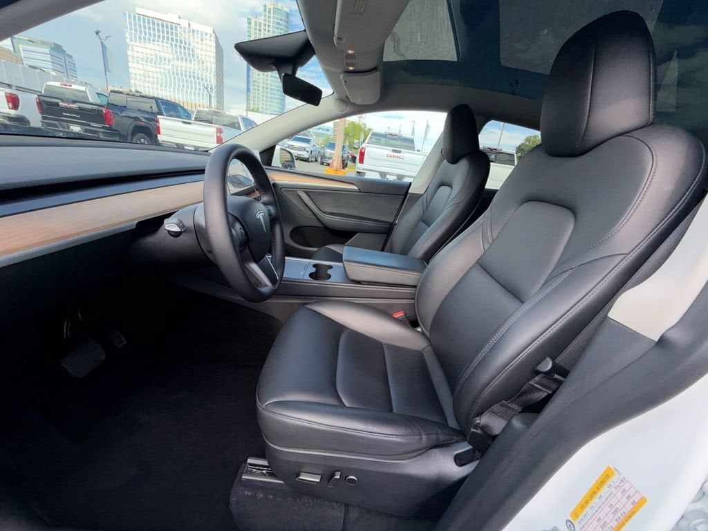 2025 Tesla Model Y Long Range