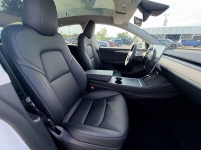 2025 Tesla Model Y Long Range