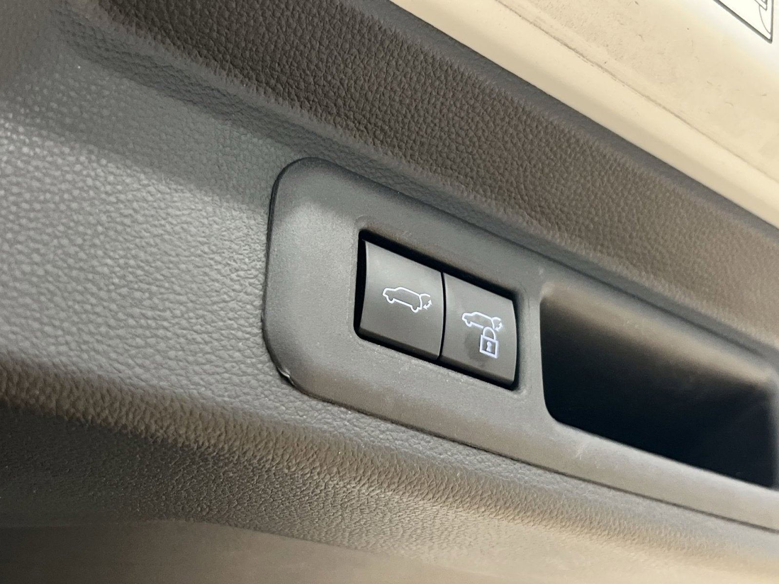 2023 Toyota Sequoia Platinum