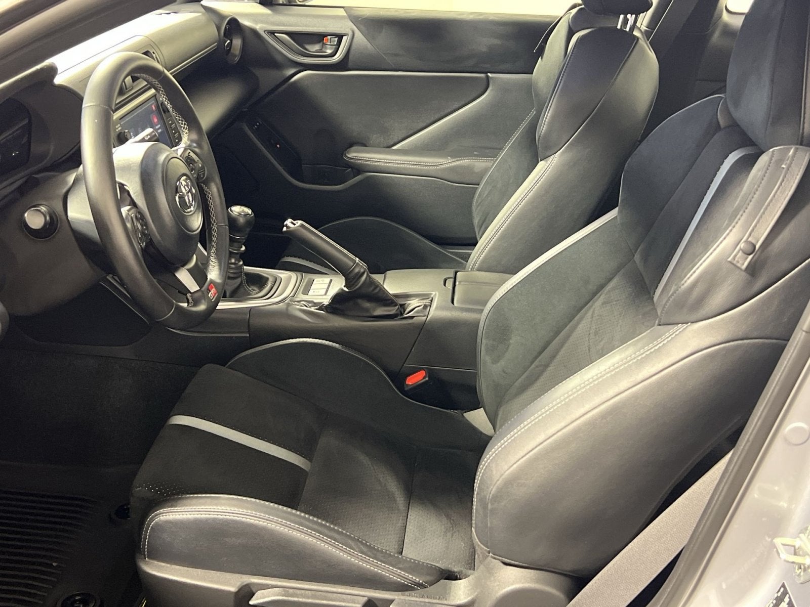 2025 Toyota GR86 Premium