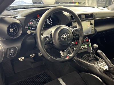 2025 Toyota GR86 Premium