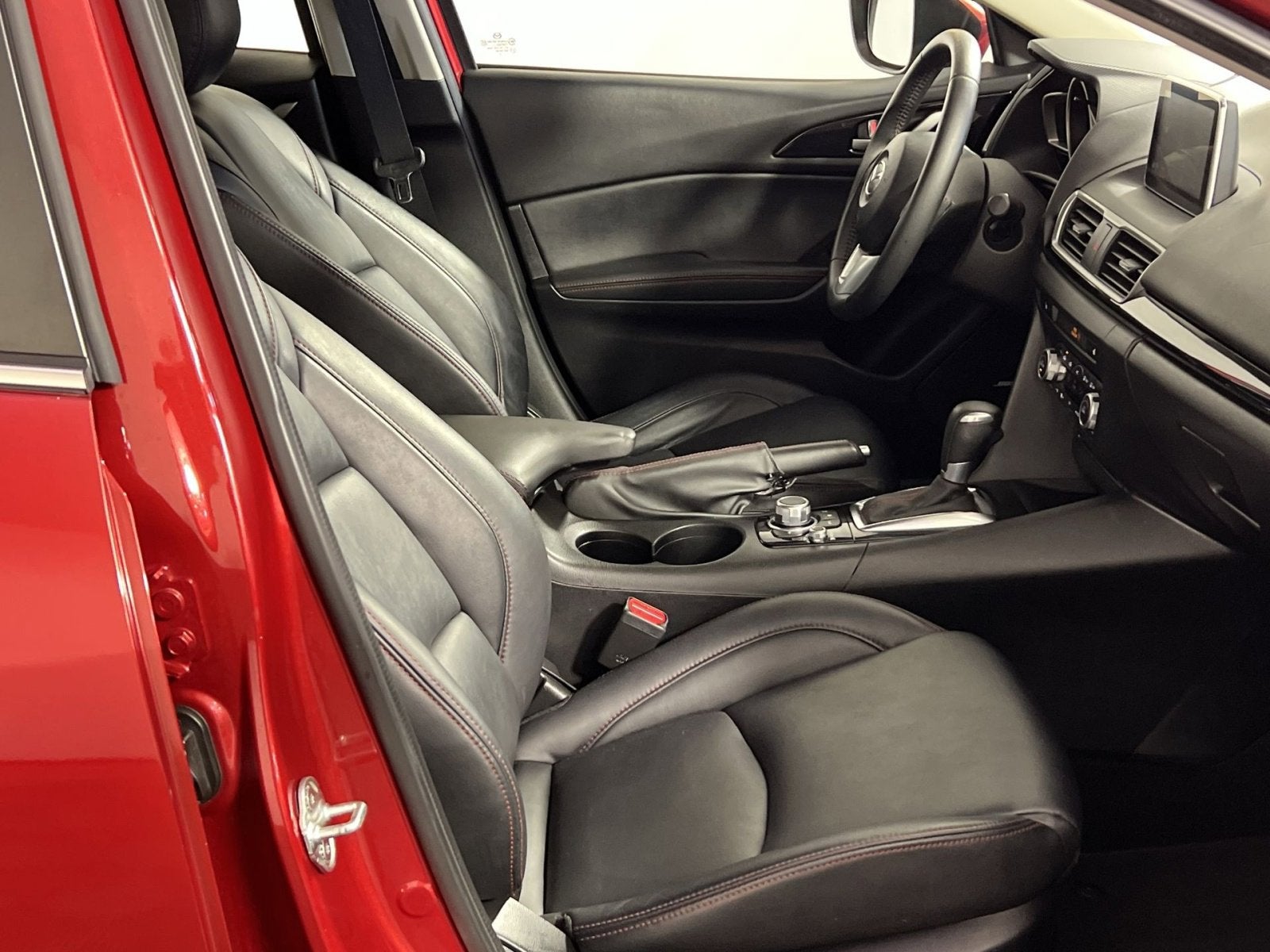 2016 Mazda Mazda3 i Grand Touring