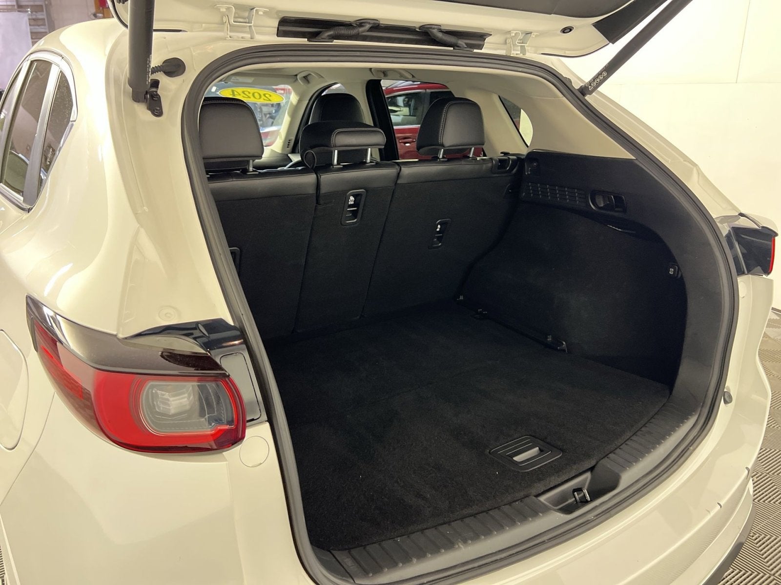 2024 Mazda Mazda CX-5 2.5 S Preferred Package
